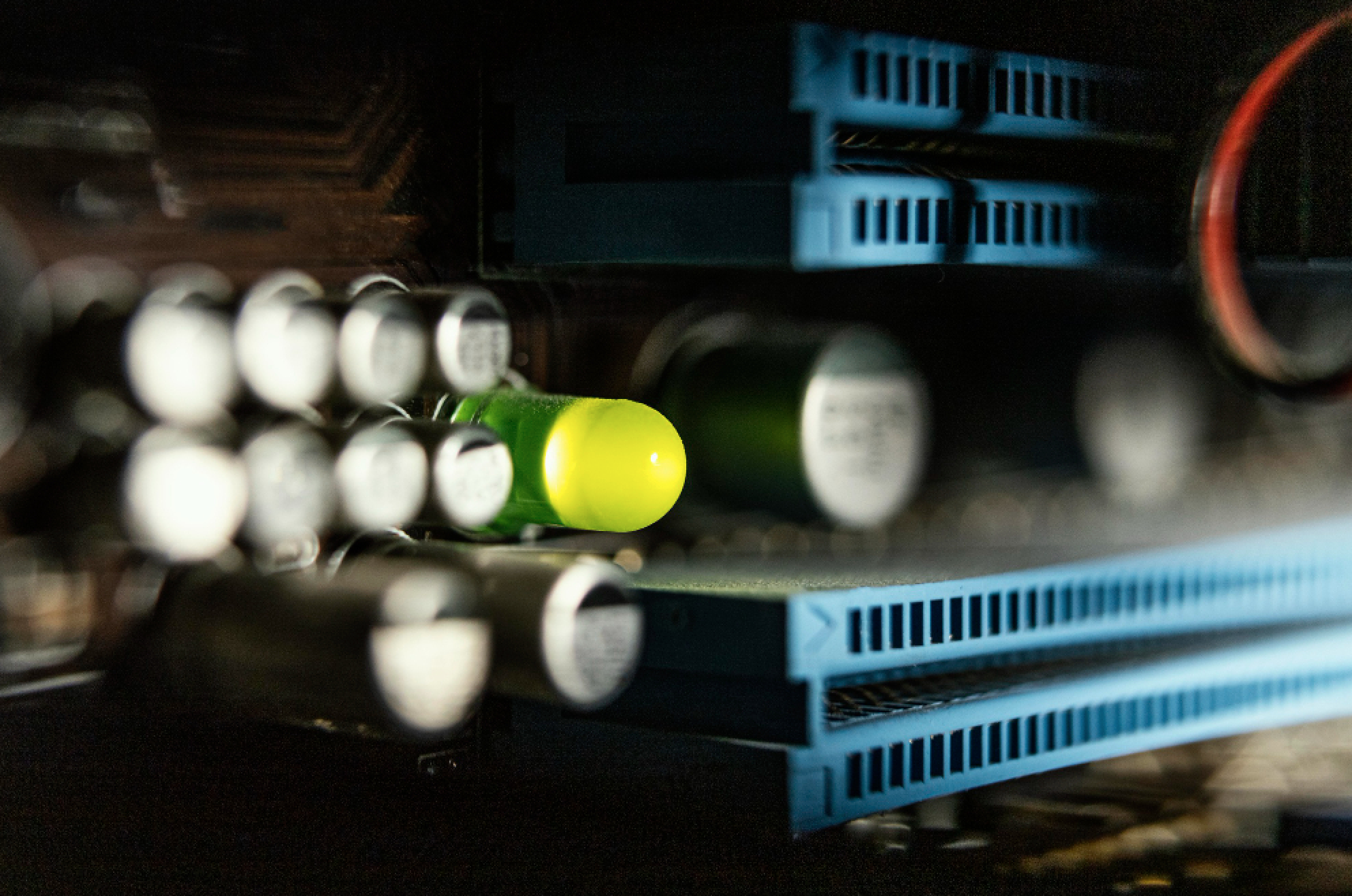 Protege tus operaciones con un Sistema de Alimentación Ininterrumpida (UPS)